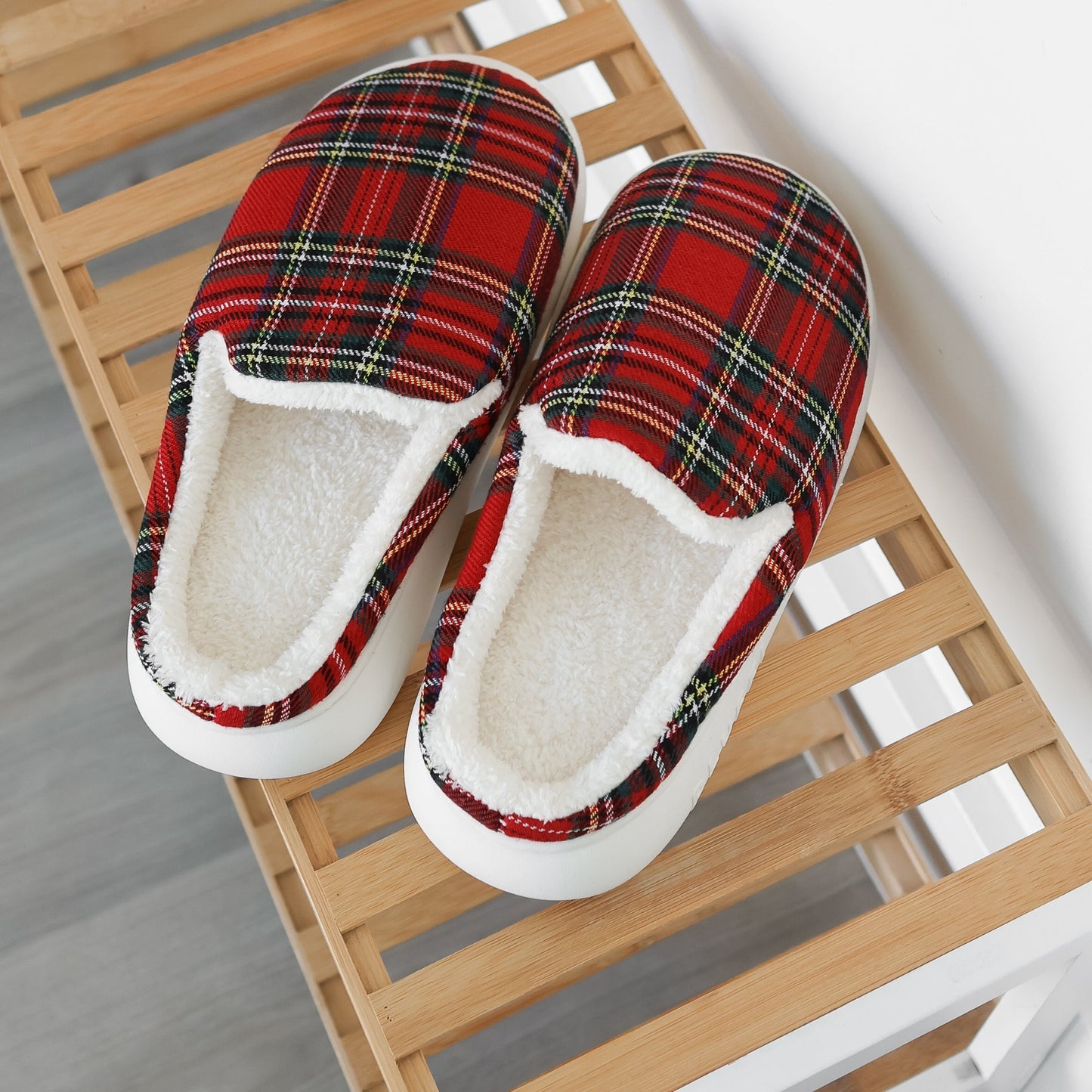 Chaussons Pluffi – Édition Plaid