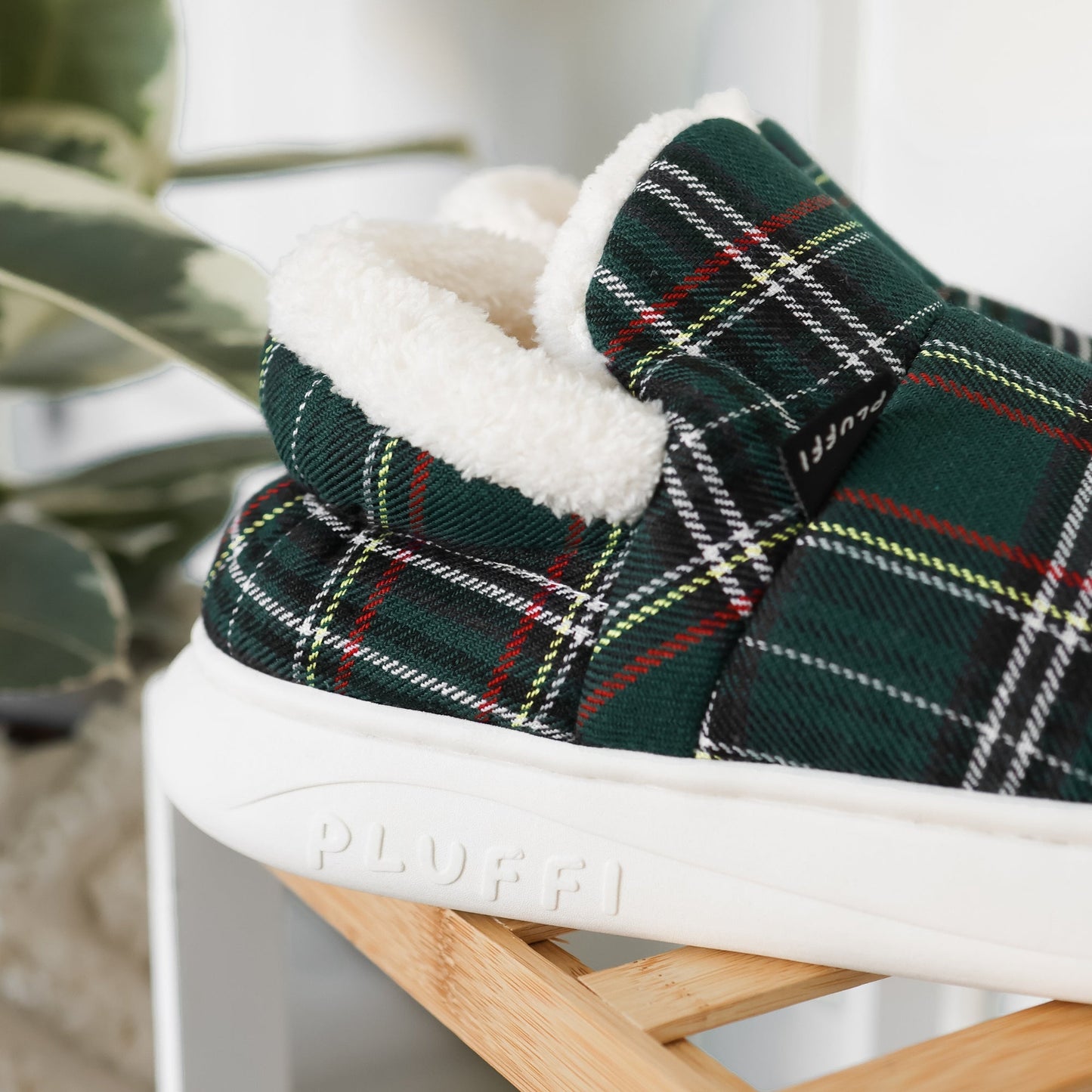 Chaussons Pluffi – Édition Plaid