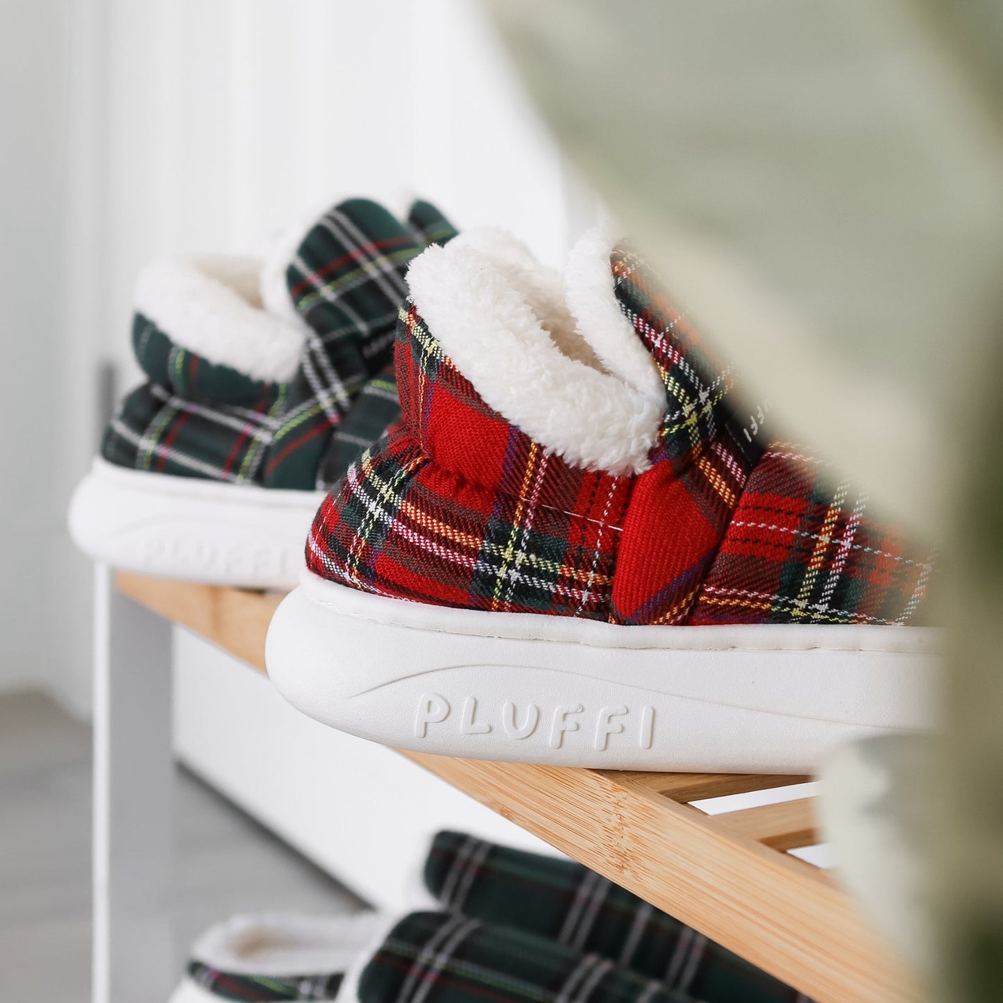 Chaussons Pluffi – Édition Plaid