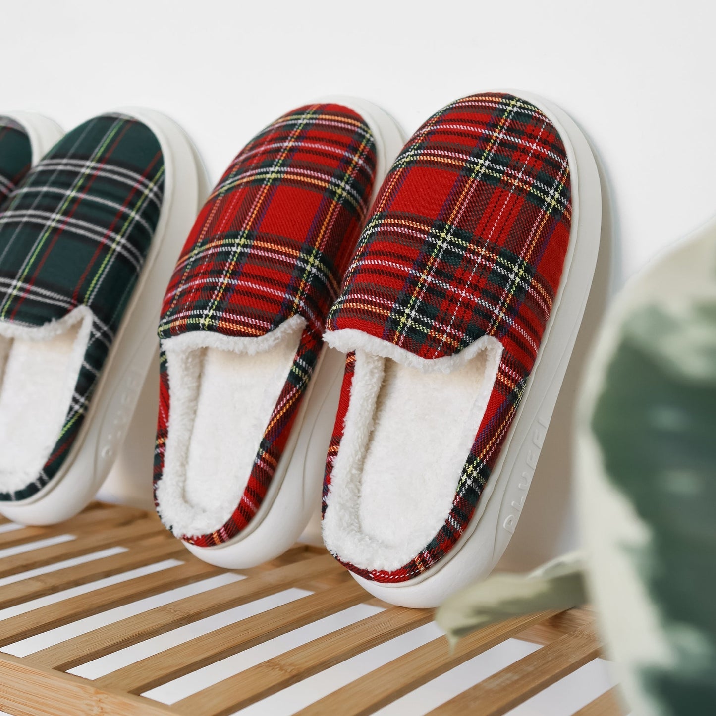 Chaussons Pluffi – Édition Plaid