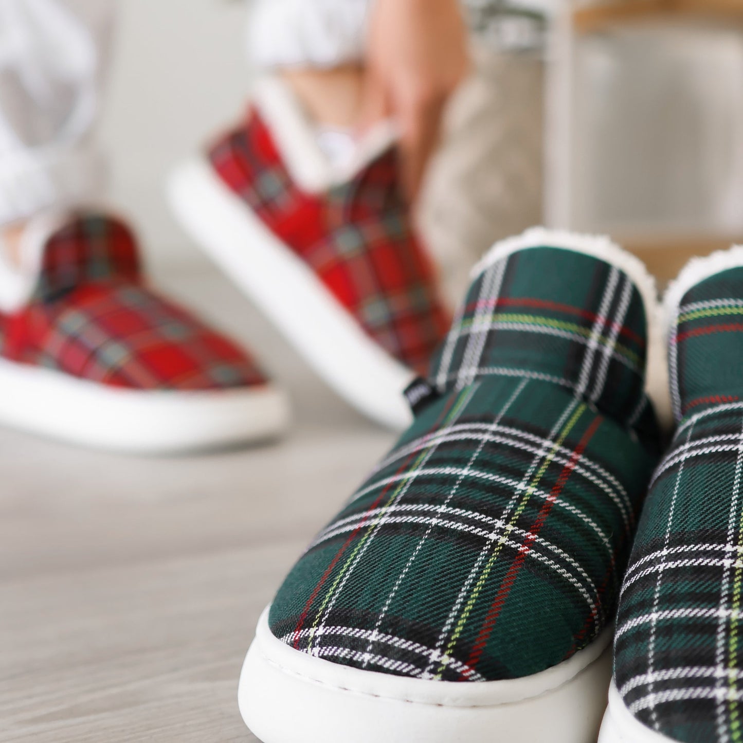 Chaussons Pluffi – Édition Plaid